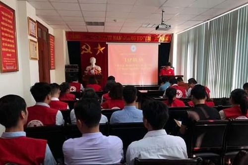 Giọt hồng nhân ái