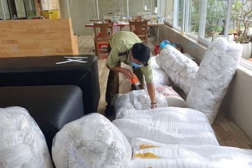 Lâm Đồng: Thu hàng chục ngàn khẩu trang gia công không phép