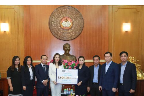 Tấm lòng Mặt trận
