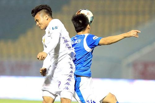 Hà Nội FC và cú vấp ở bước chạy đà