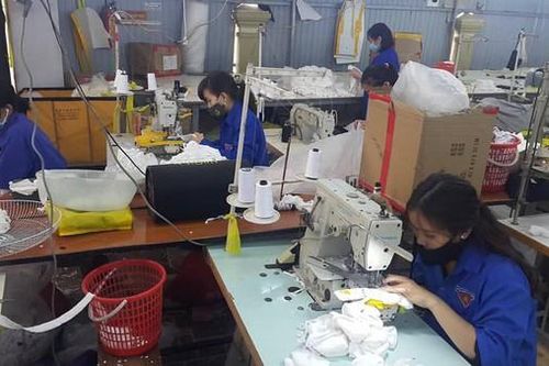 Khan hiếm khẩu trang chống dịch, Sở Y tế Nghệ An 'cầu cứu' Bộ Y tế