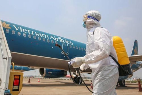 Hàng không Việt Nam tạm dừng đường bay tới Pháp và Malaysia