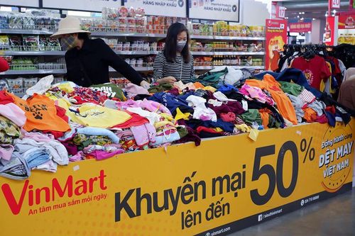 Không đeo khẩu trang không được vào siêu thị
