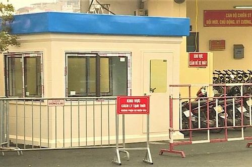 Bến xe lập buồng cách ly, đặt điểm rửa tay dã chiến chống dịch