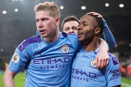 'Tượng đài' của Man Utd bất ngờ ca ngợi sao Man City