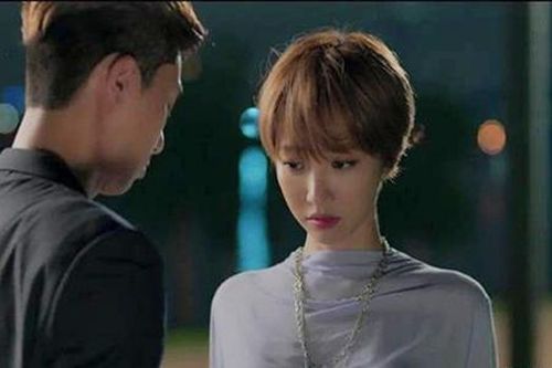 Bị bắt tại trận chồng vẫn bảo vệ bồ, đến khi vợ nói một câu khiến chồng lập tức quỳ xuống xin tha