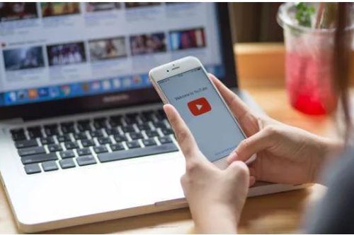 Mẹo tự động phát lại video trên YouTube