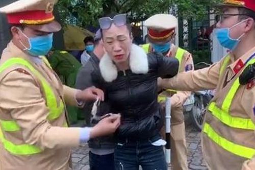 Nữ 'người mẫu' giấu ma túy trong người bị Cảnh sát 141 phát hiện