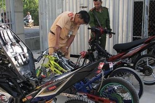 Hơn 700 đối tượng tụ tập và đua xe trái phép