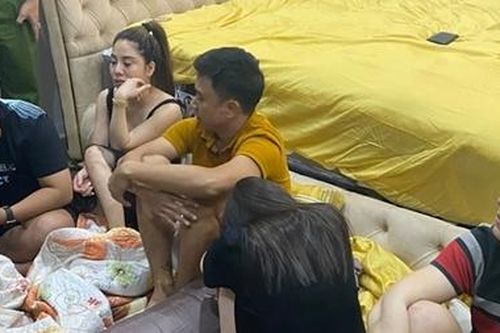 7 'dân bay' mở 'động lắc' tại nhà vì quán Bar, karaoke đóng cửa
