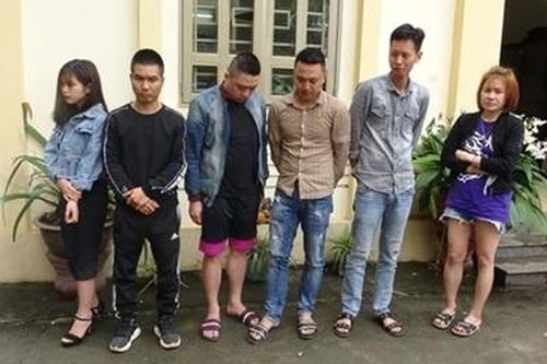 Từ thùng 'hàng' gửi xe khách phát hiện đường dây ma túy