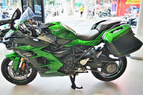 Kawasaki Ninja H2 SX SE giá gần 1 tỷ đồng tại VN