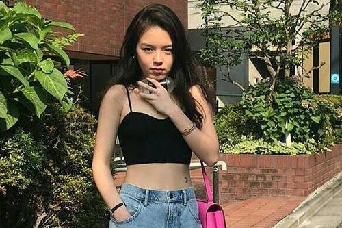 Những rich kid 'tài sắc vẹn toàn' của sao Hoa ngữ