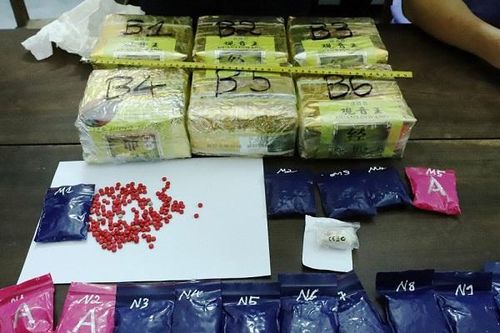 Hà Tĩnh: Bắt đối tượng dùng xe máy chở 6kg ma túy đá, hơn 3.000 viên ma túy tổng hợp đi tiêu thụ
