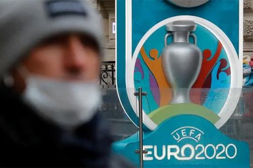 EURO 2020 chính thức bị lùi lại 1 năm: Những rắc rối phát sinh