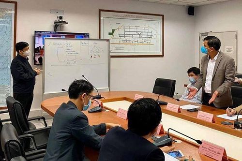 Đại dịch Covid-19: Họp khẩn tháo gỡ ách tắc nhập cảnh tại Sân bay Quốc tế Nội Bài