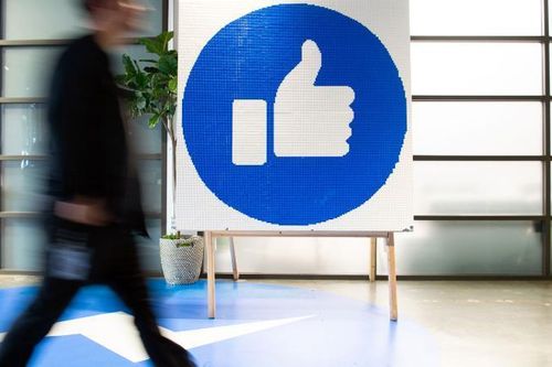 Facebook hỗ trợ mỗi nhân viên làm việc từ nhà 1.000 USD