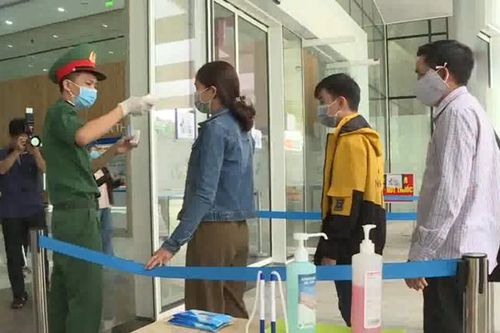 TP Hồ Chí Minh cách ly người nhập cảnh từ 59 quốc gia, vùng lãnh thổ