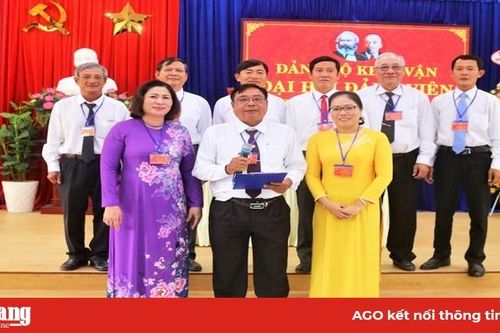 Đảng bộ Khối vận TP. Châu Đốc đại hội điểm bầu trực tiếp Bí thư