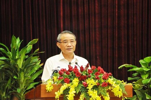 Bí thư Đà Nẵng trở lại làm việc sau 14 ngày cách ly
