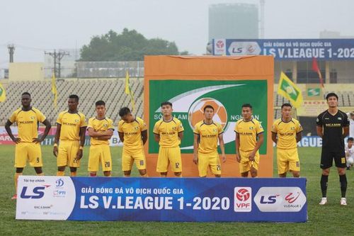 Dịch Covid-19 kéo dài, hợp đồng tài trợ V-League có thể phải đàm phán lại