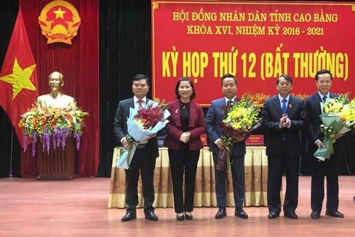 Ủy ban nhân dân tỉnh Cao Bằng có Phó Chủ tịch 40 tuổi