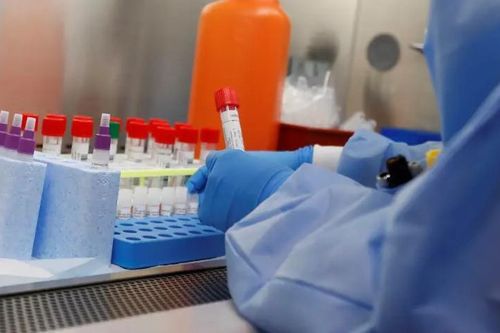 Tình báo Israel 'lăng xăng' mua về 100.000 bộ xét nghiệm Covid-19
