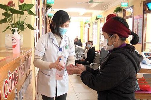 Tăng cường phòng chống dịch COVID-19 cho đối tượng có nguy cơ cao