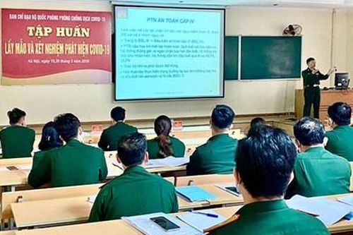 Tập huấn lấy mẫu và xét nghiệm phát hiện Covid-19 cho các đơn vị quân y trong toàn quân