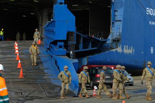NATO giảm quy mô các cuộc tập trận ở châu Âu do dịch COVID-19