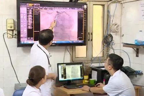 Tăng cường phòng chống dịch COVID-19 đối với người cao tuổi