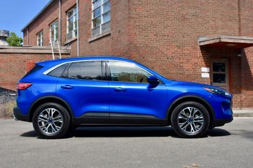 Ford Escape 2020 có ưu điểm gì để 'đấu' với Honda CR-V, Mazda CX-5?