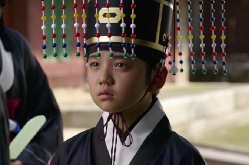 Gia tài diễn xuất đáng nể ở tuổi 11 của sao nhí 'Kingdom'