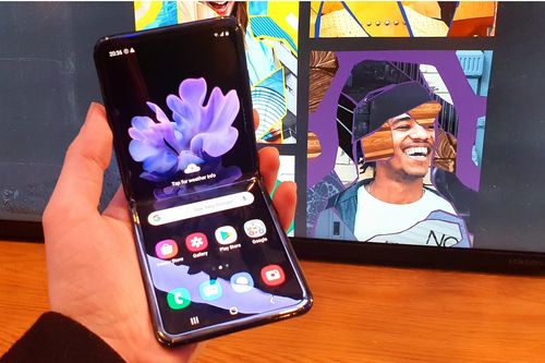 Vì sao Samsung và Motorola hồi sinh điện thoại gập?