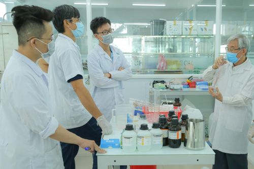 Hơn 1.000 sinh viên Y khoa năm cuối sẵn sàng hỗ trợ TP.HCM chống dịch