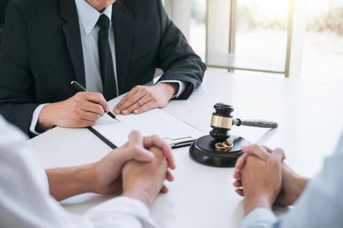 Mang thai có được tòa giải quyết ly hôn?