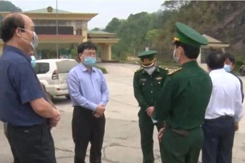 Mở thêm bệnh viện dã chiến, tiếp nhận công dân trở về