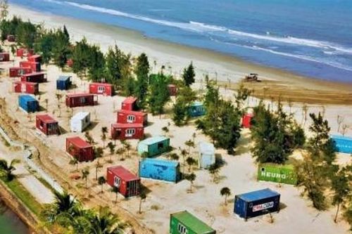 Hà Tĩnh: Phê bình huyện Nghi Xuân vì để doanh nghiệp xây dựng 130 container 'mọc' trên đất rừng phòng hộ