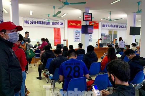 Lao động nộp hồ sơ thất nghiệp tăng 70% do ảnh hưởng Covid-19