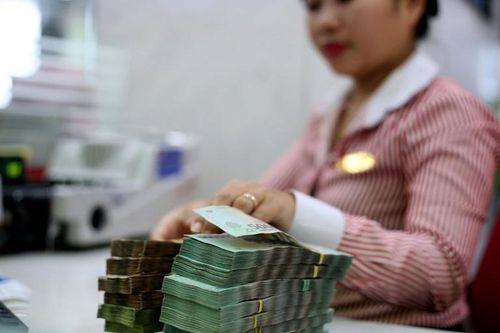 Đề xuất cho doanh nghiệp vay tiền để trả lương thời Covid -19