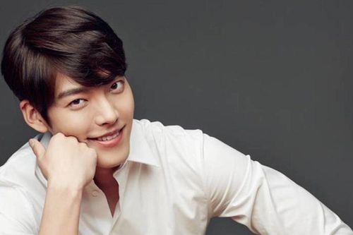 Kim Woo Bin quyên góp cho những trẻ em mắc bệnh bạch cầu