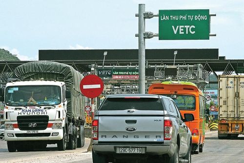 Bộ Giao thông vận tải phải hoàn thành thủ tục trước ngày 30/6 để lắp đặt hệ thống thu phí tự động không dừng giai đoạn 2