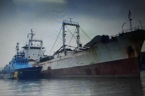 Tàu Chung Ching (quốc tịch PaLau) vận chuyển thuốc lá lậu số lượng lớn