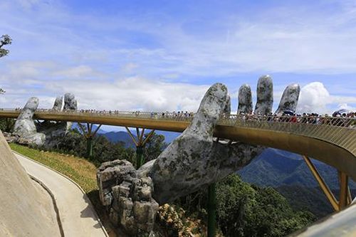 Chiêm ngưỡng những cây cầu độc đáo bậc nhất thế giới