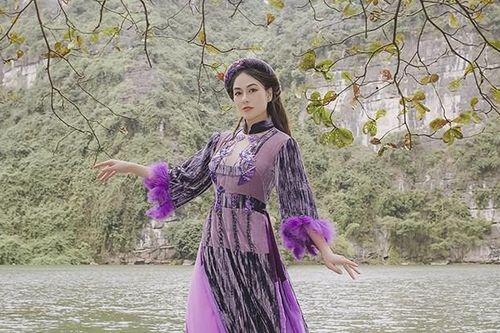 Ca sĩ Tuyết Nga ra mắt MV Bèo dạt mây trôi.