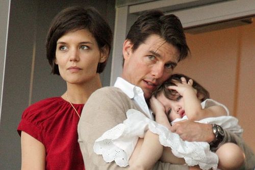 Tom Cruise - ba lần ly hôn và 8 năm không nhìn mặt con gái Suri
