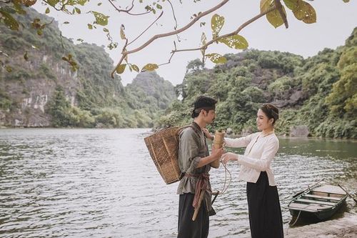 Ca sĩ Tuyết Nga hoãn họp đông người, lặng lẽ ra MV để phòng dịch Covid-19