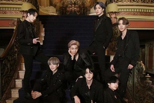 BTS thắng bền vững ở trời Tây giữa mùa Covid-19