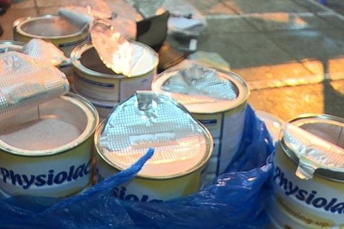Phú Thọ: Ngụy trang 7kg ma túy tổng hợp trong hộp sữa