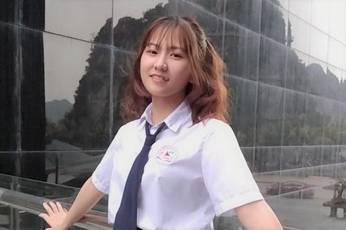 Nữ sinh lớp 11 được mời làm việc tại FPT vì lập kỷ lục học chương trình trực tuyến